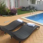 Stunning 3 Bed With Pool- Golf בודנס
