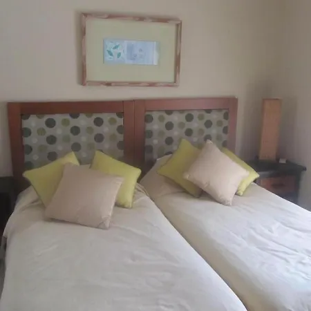 Villa Stunning 3 Bed With Pool- Golf