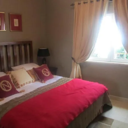 Stunning 3 Bed With Pool- Golf Villa