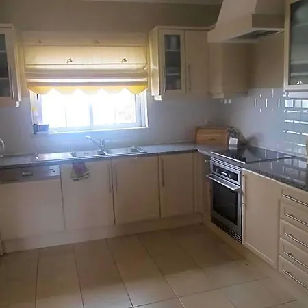 Stunning 3 Bed With Pool- Golf Villa Budens