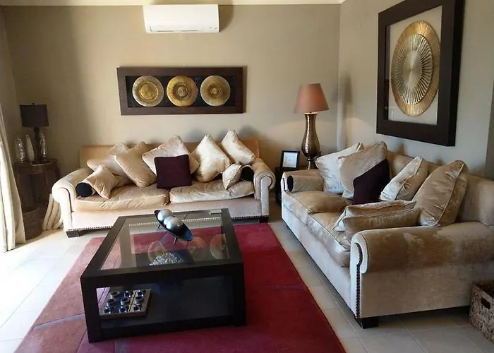 Stunning 3 Bed With Pool- Golf