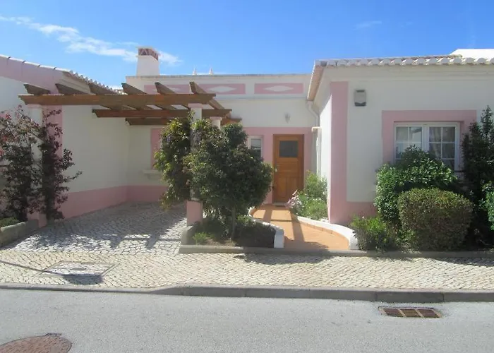 Villa Stunning 3 Bed With Pool- Golf