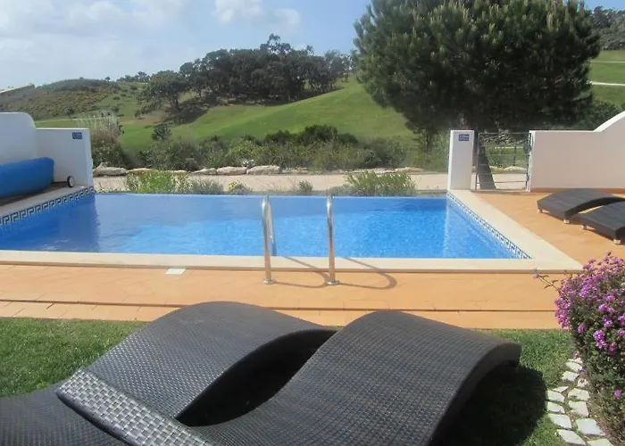 Villa Stunning 3 Bed With Pool- Golf